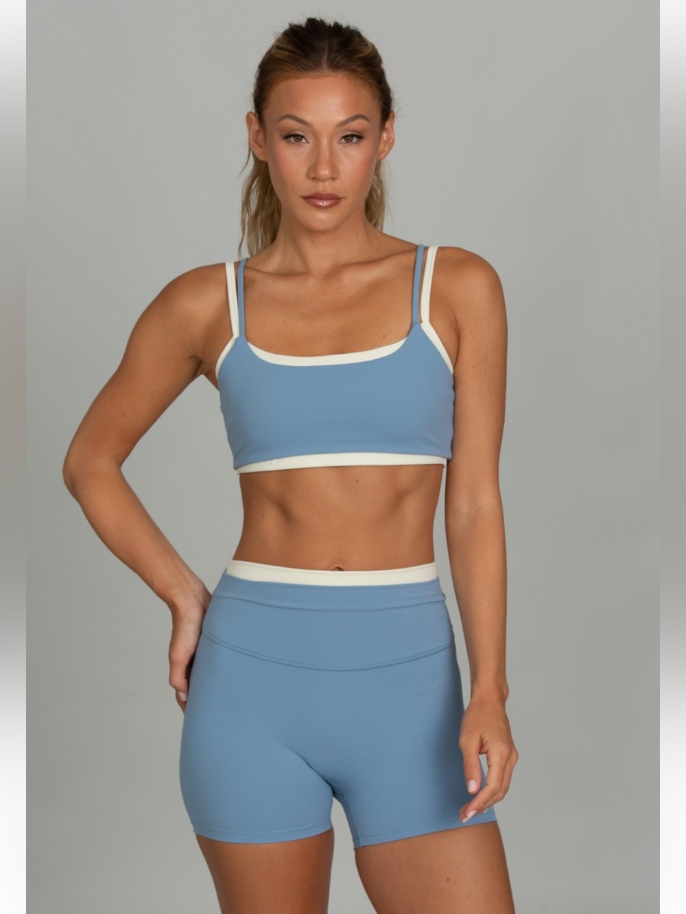 Goldhinge Lilac Workout Set XS, Wireless Deep V Sports Bra
